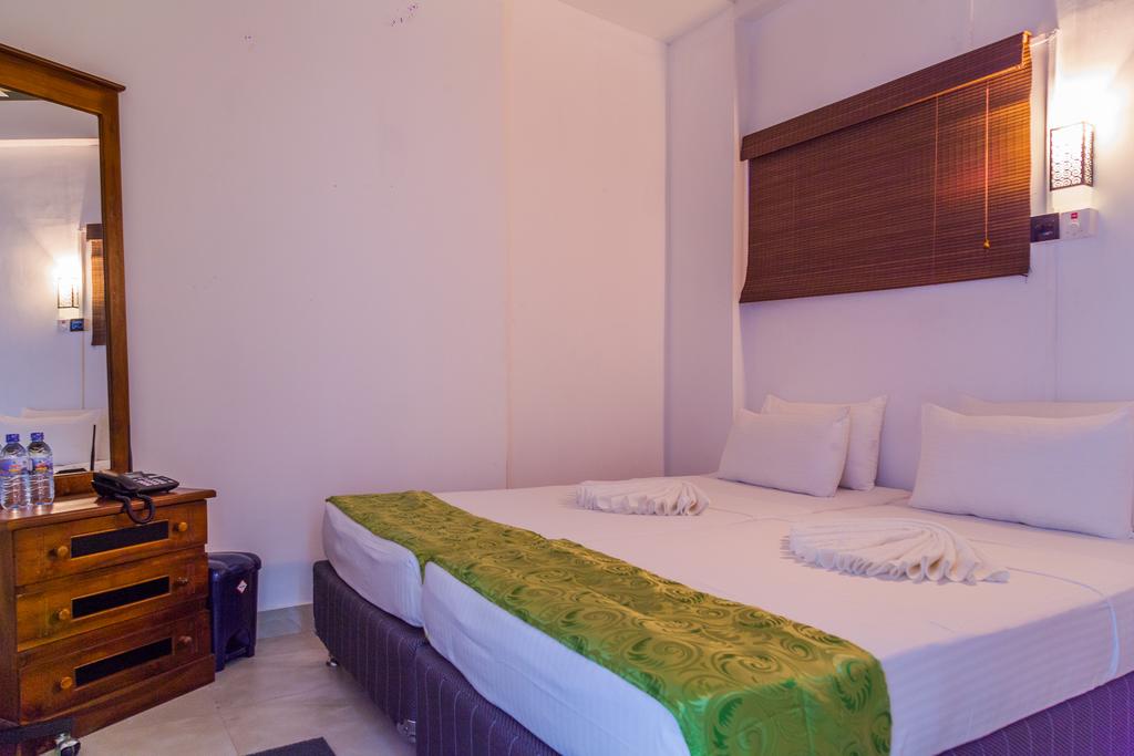kandy_city_rooms_and_hostel